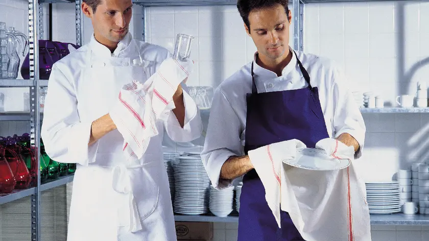 valet_apron_white