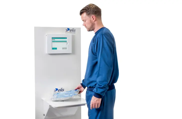 Cleanroom scan station 