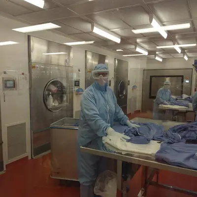 Sieta werkzaam bij Elis Cleanroom